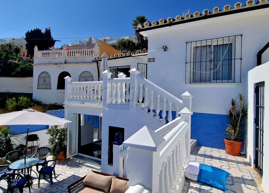 Resale - House - Detached Villa - Fuengirola - Fuengirola Centro