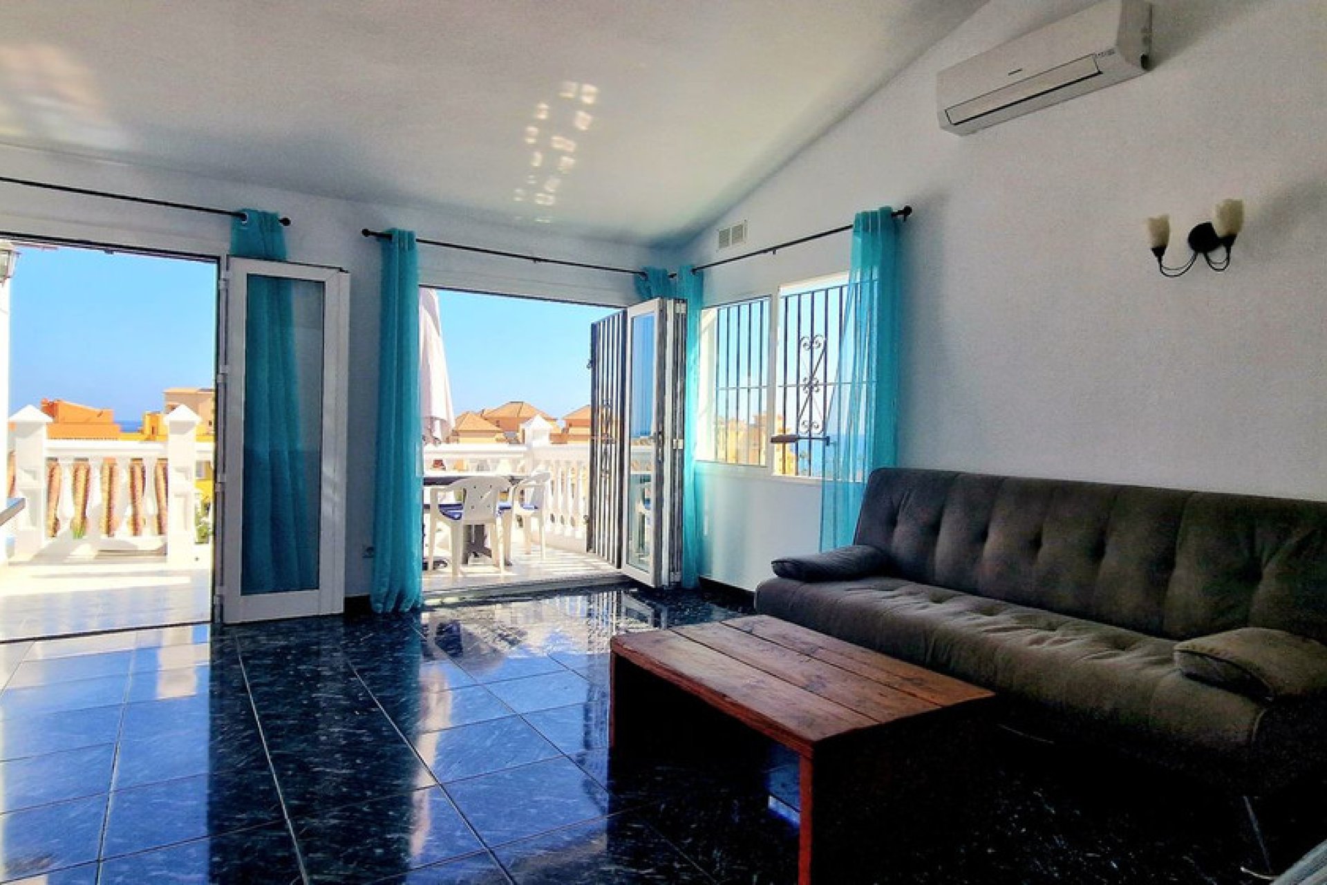 Resale - House - Detached Villa - Fuengirola - Fuengirola Centro