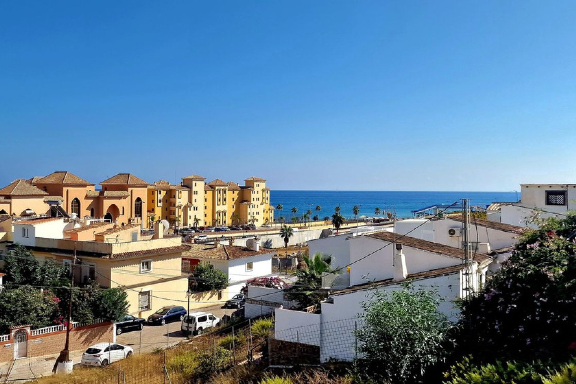 Resale - House - Detached Villa - Fuengirola - Fuengirola Centro