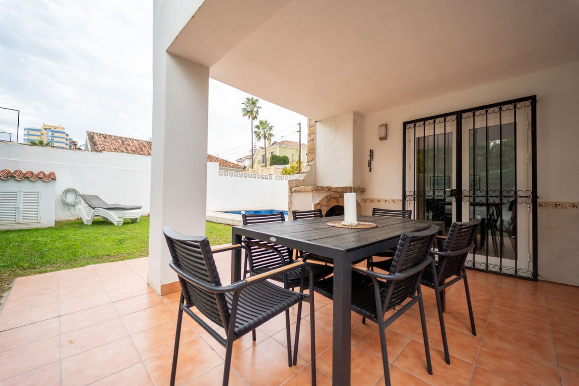 Resale - House - Detached Villa - Fuengirola - Fuengirola Centro