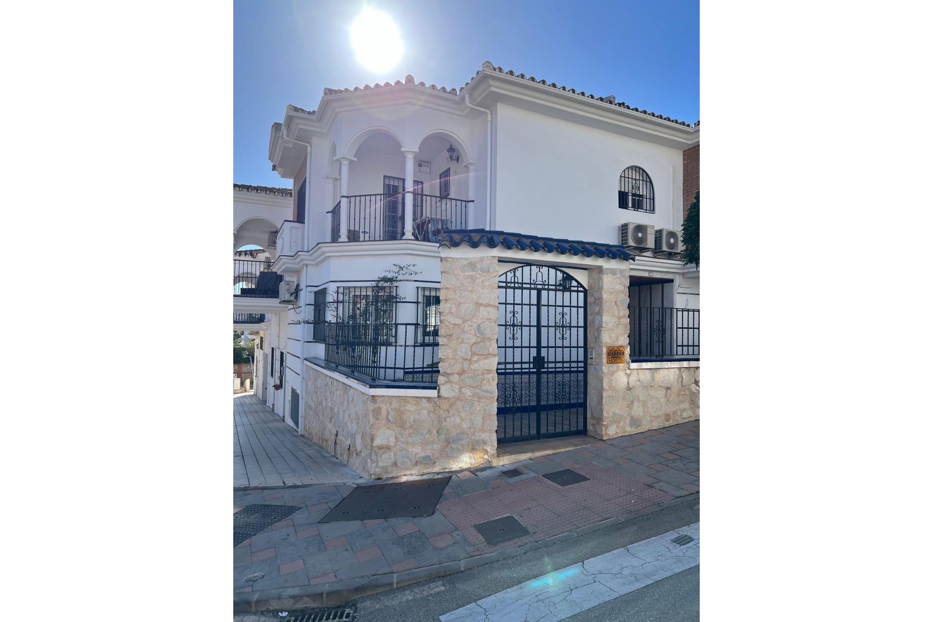 Resale - House - Detached Villa - Fuengirola - Fuengirola Centro