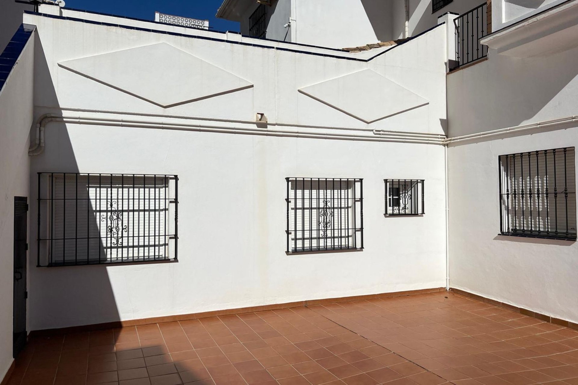 Resale - House - Detached Villa - Fuengirola - Fuengirola Centro