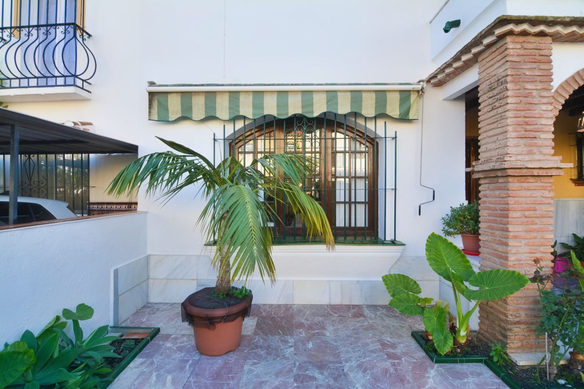 Resale - House - Detached Villa - Fuengirola - Fuengirola Centro