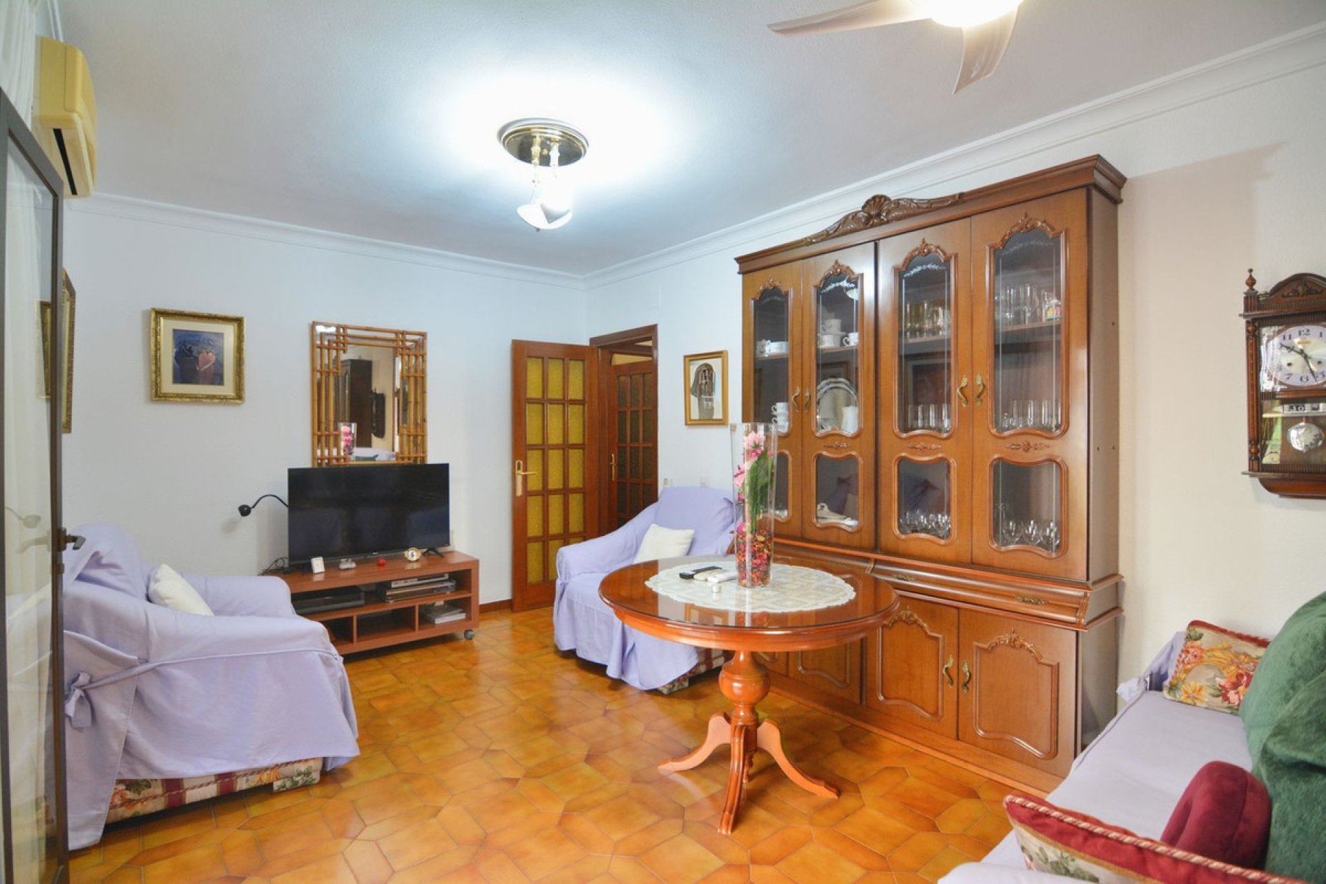 Resale - House - Detached Villa - Fuengirola - Fuengirola Centro