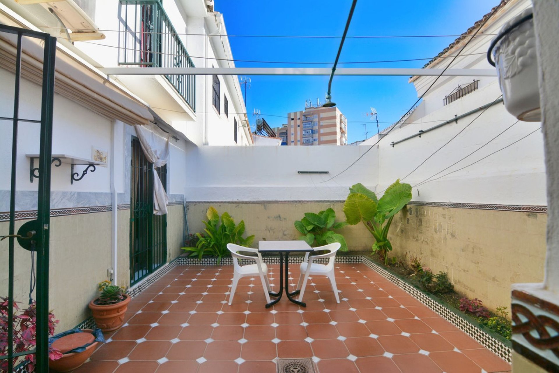 Resale - House - Detached Villa - Fuengirola - Fuengirola Centro