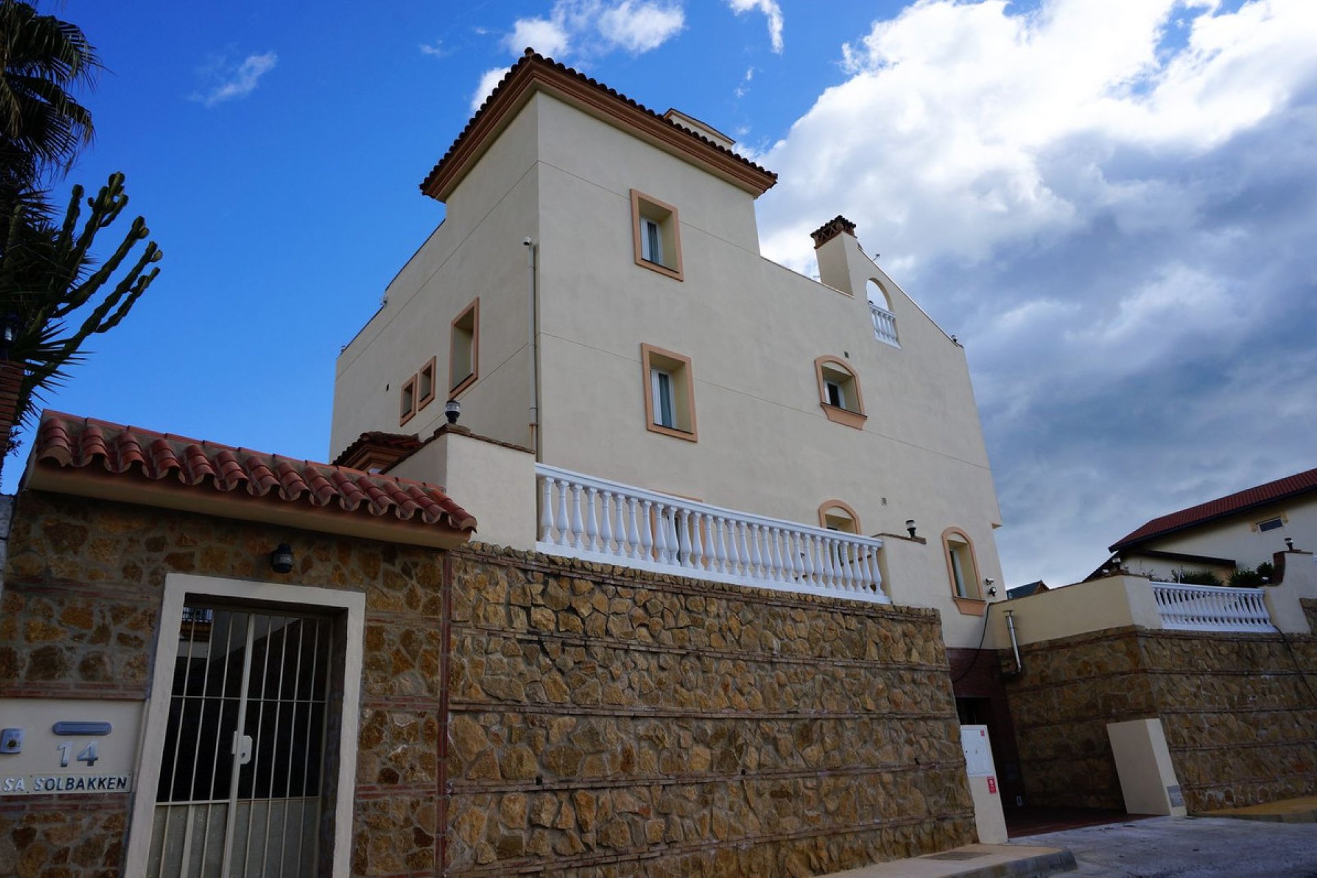 Resale - House - Detached Villa - Fuengirola - Torreblanca