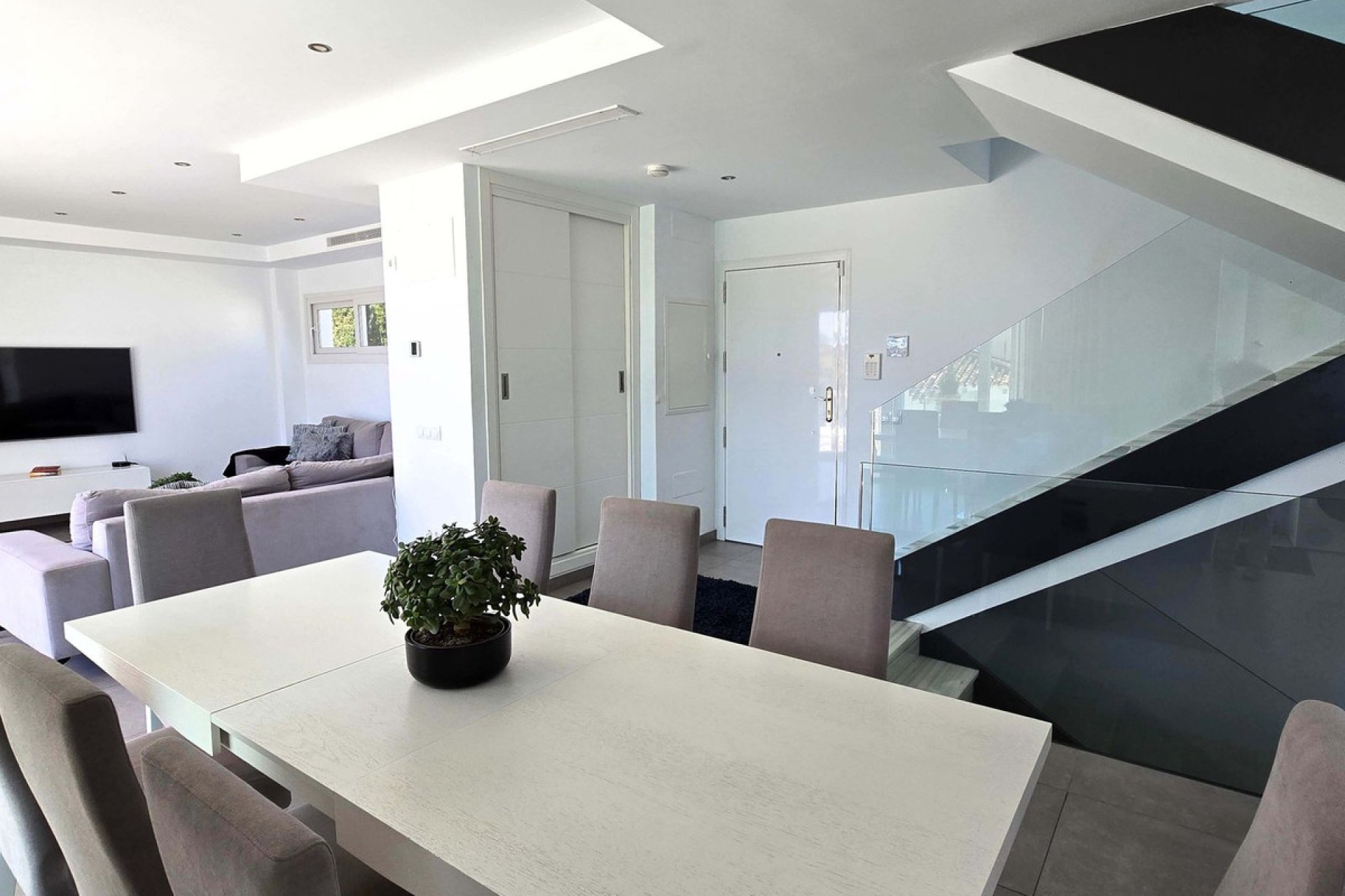 Resale - House - Detached Villa - Fuengirola - Torreblanca