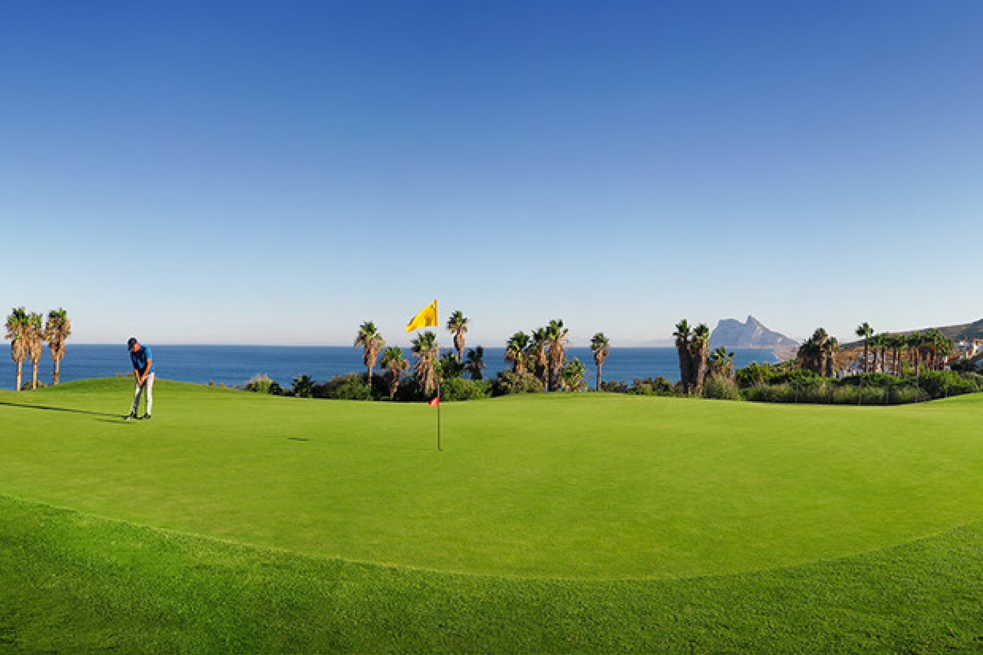 Resale - House - Detached Villa - La Alcaidesa