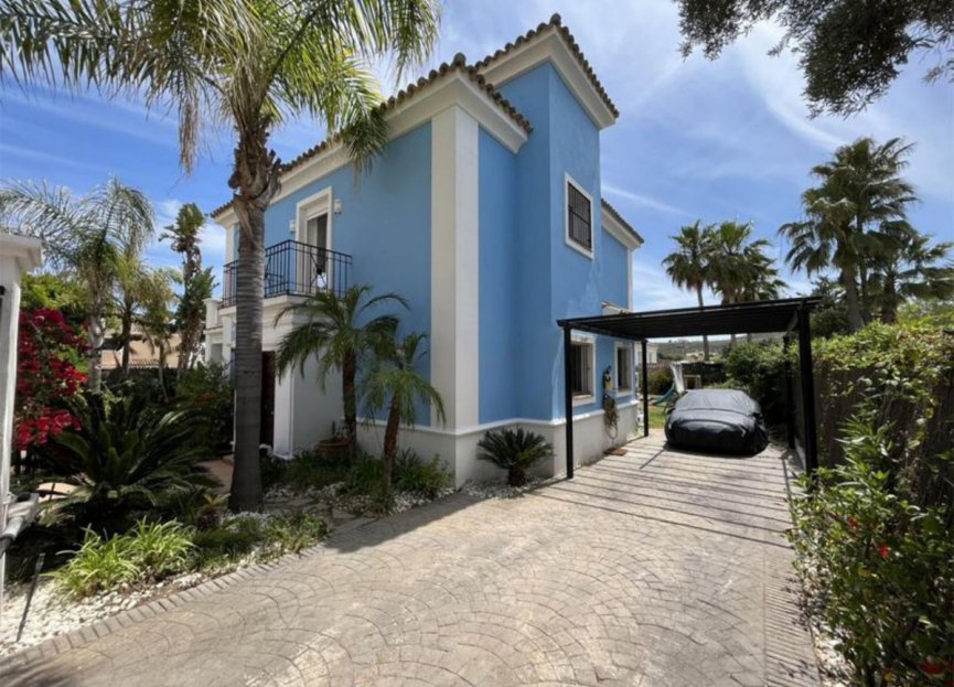 Resale - House - Detached Villa - Manilva - La Duquesa