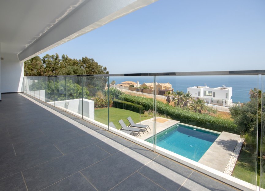 Resale - House - Detached Villa - Manilva - La Duquesa