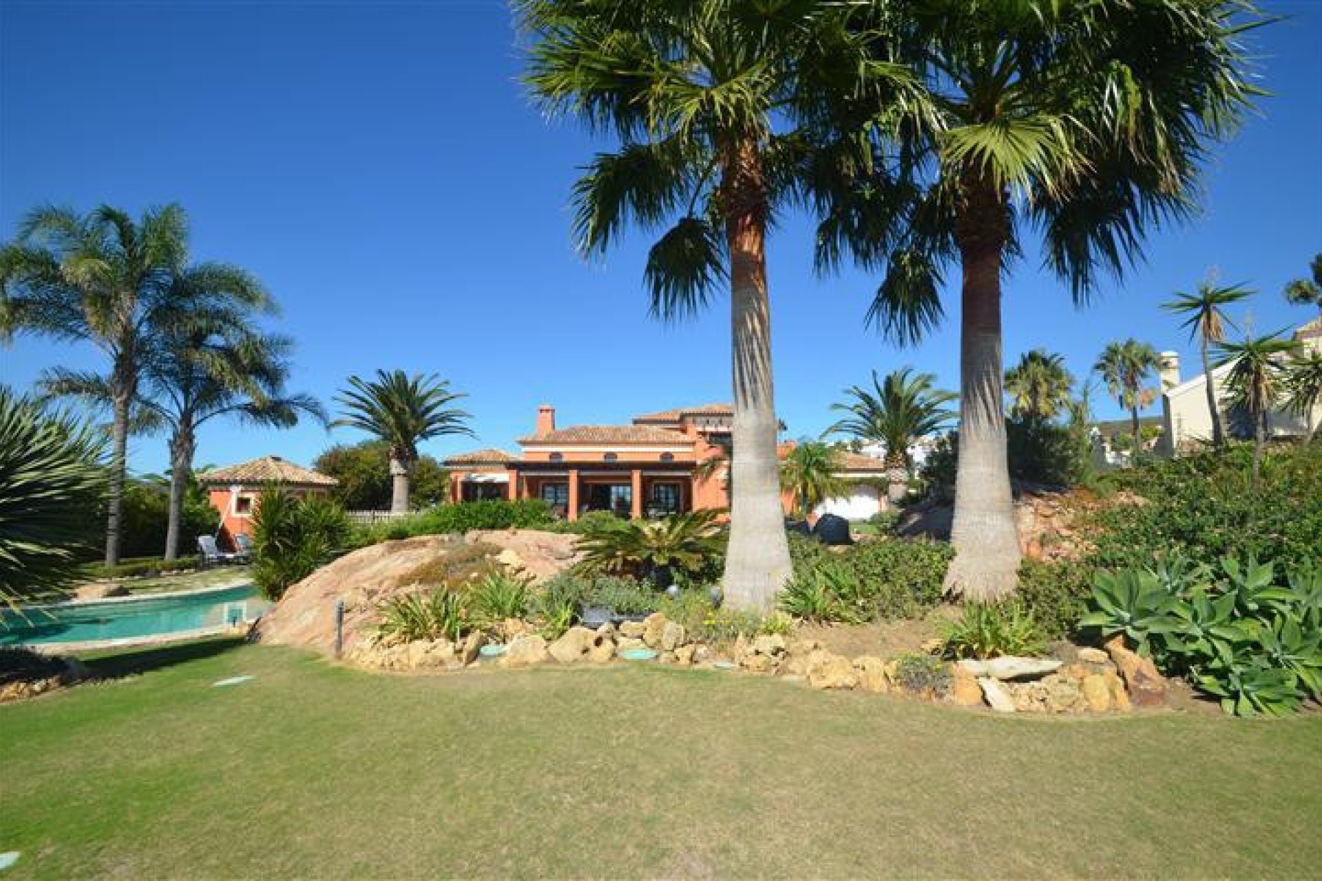 Resale - House - Detached Villa - Manilva - La Duquesa