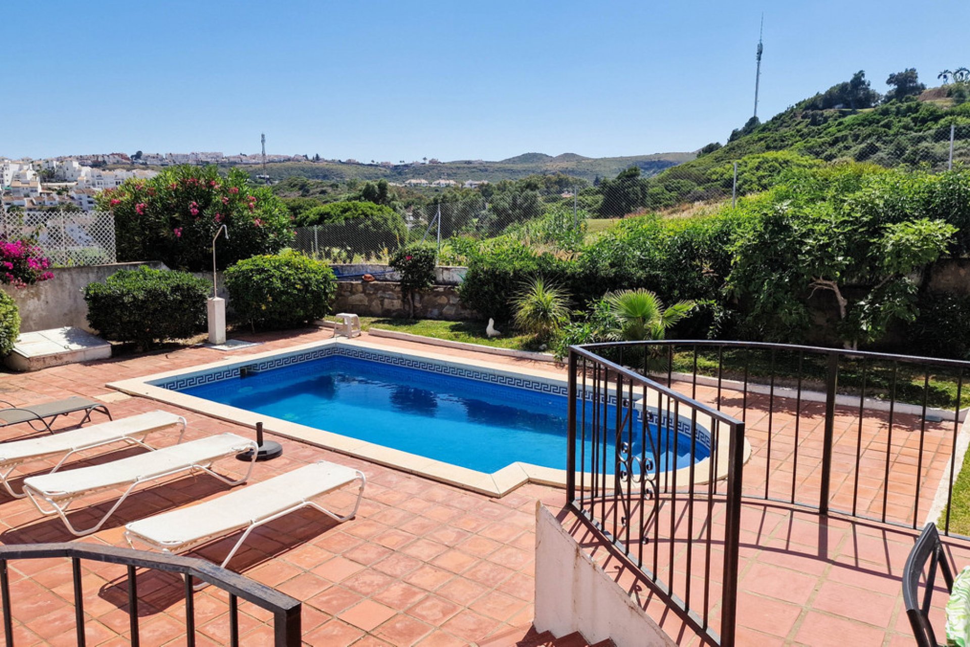 Resale - House - Detached Villa - Manilva - La Duquesa