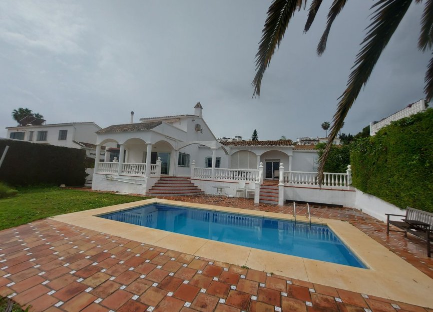 Resale - House - Detached Villa - Manilva - La Duquesa