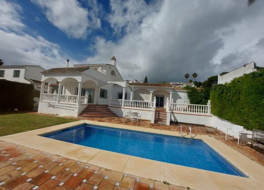 Resale - House - Detached Villa - Manilva - La Duquesa