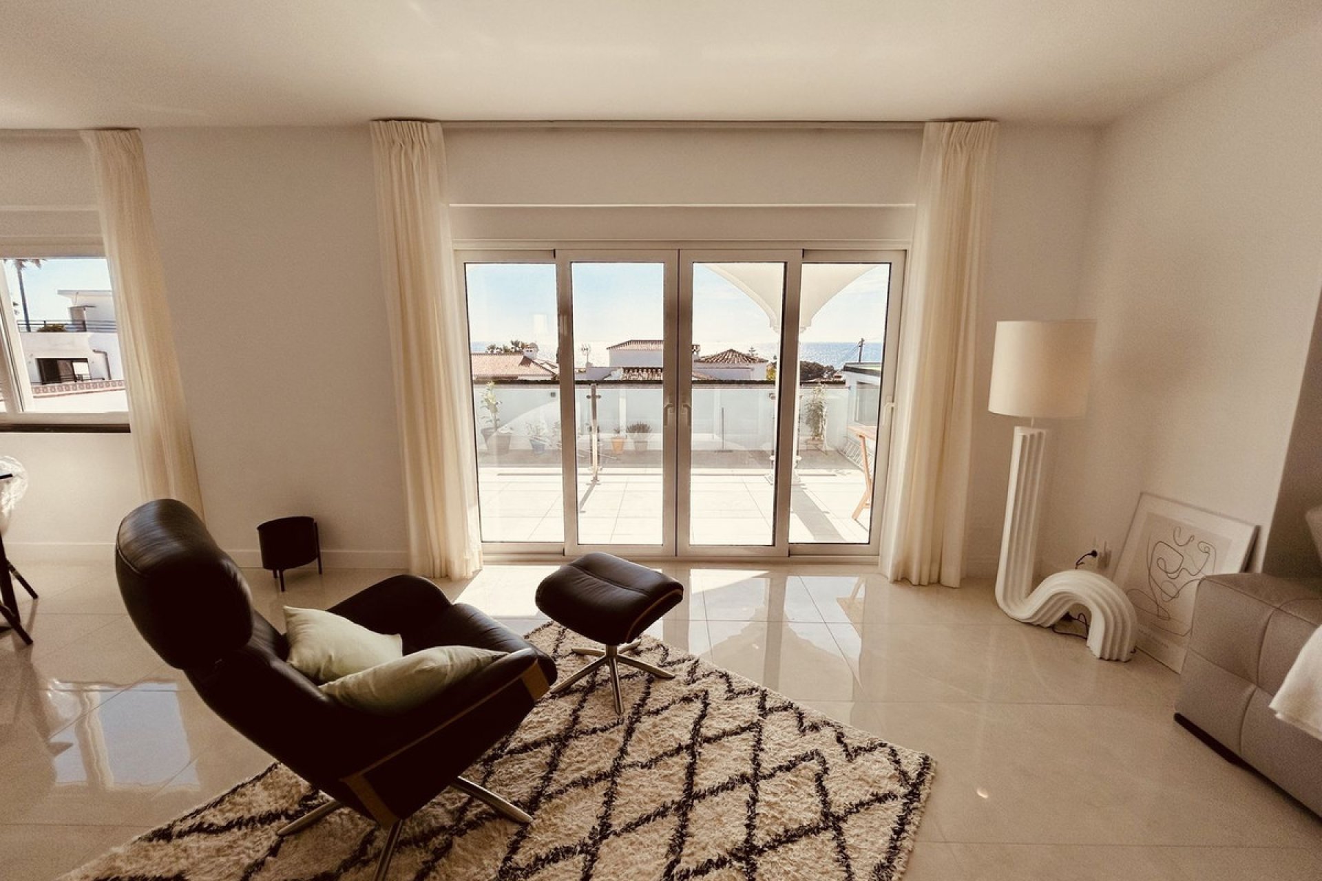 Resale - House - Detached Villa - Manilva - La Duquesa