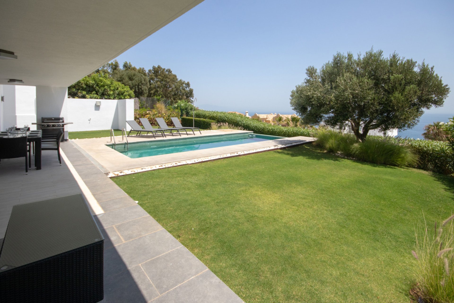 Resale - House - Detached Villa - Manilva - La Duquesa