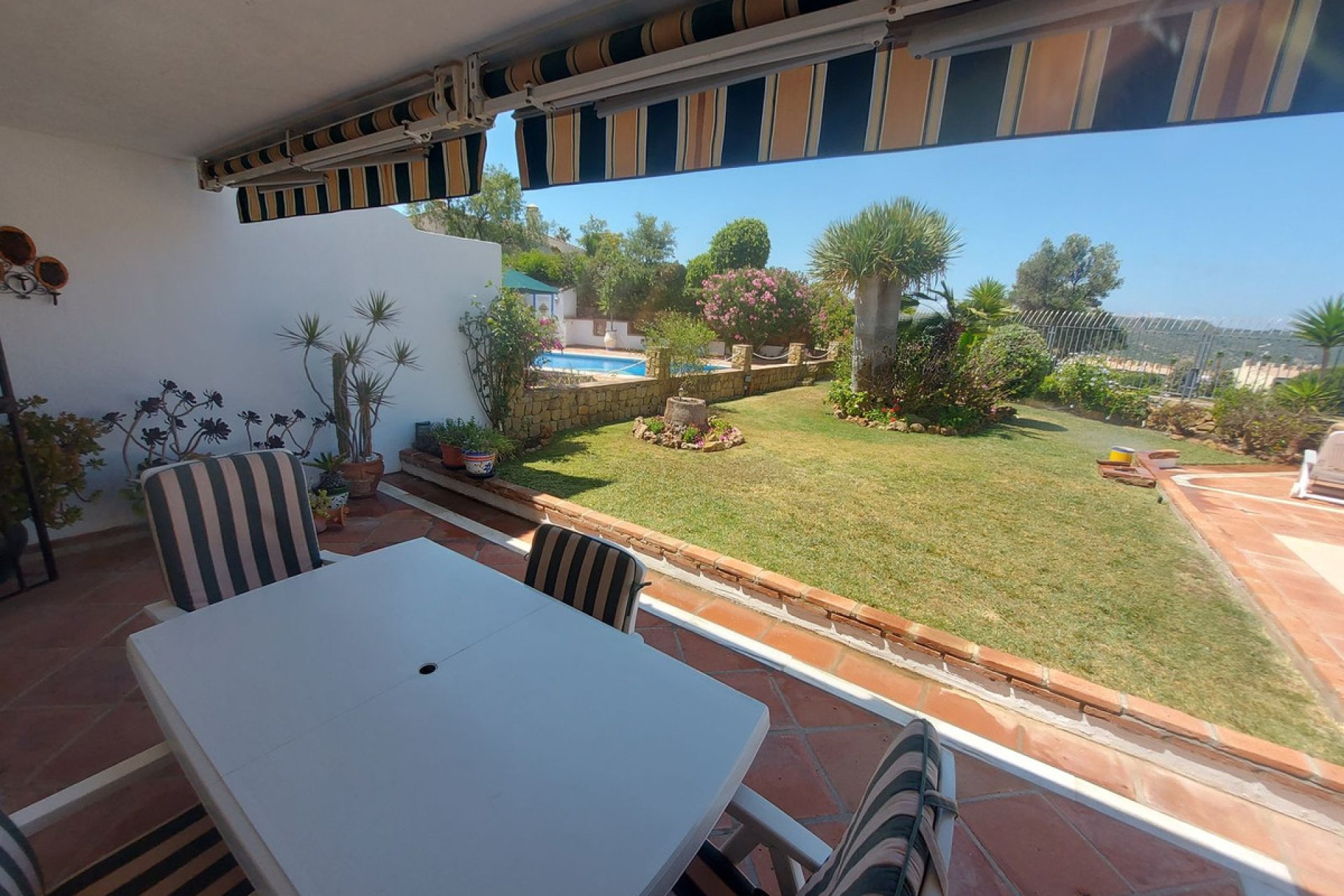 Resale - House - Detached Villa - Manilva - La Duquesa