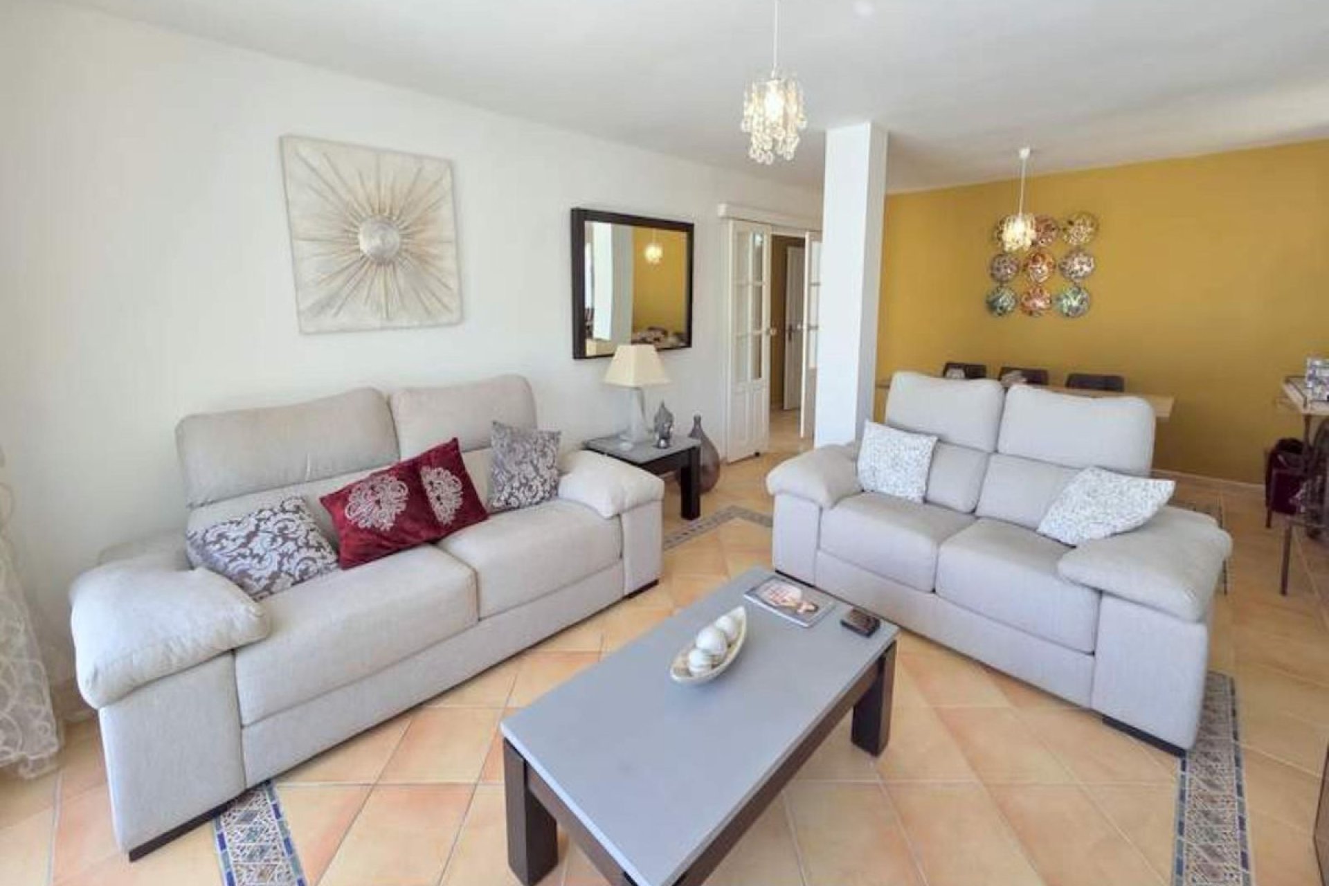 Resale - House - Detached Villa - Manilva - Manilva Centro