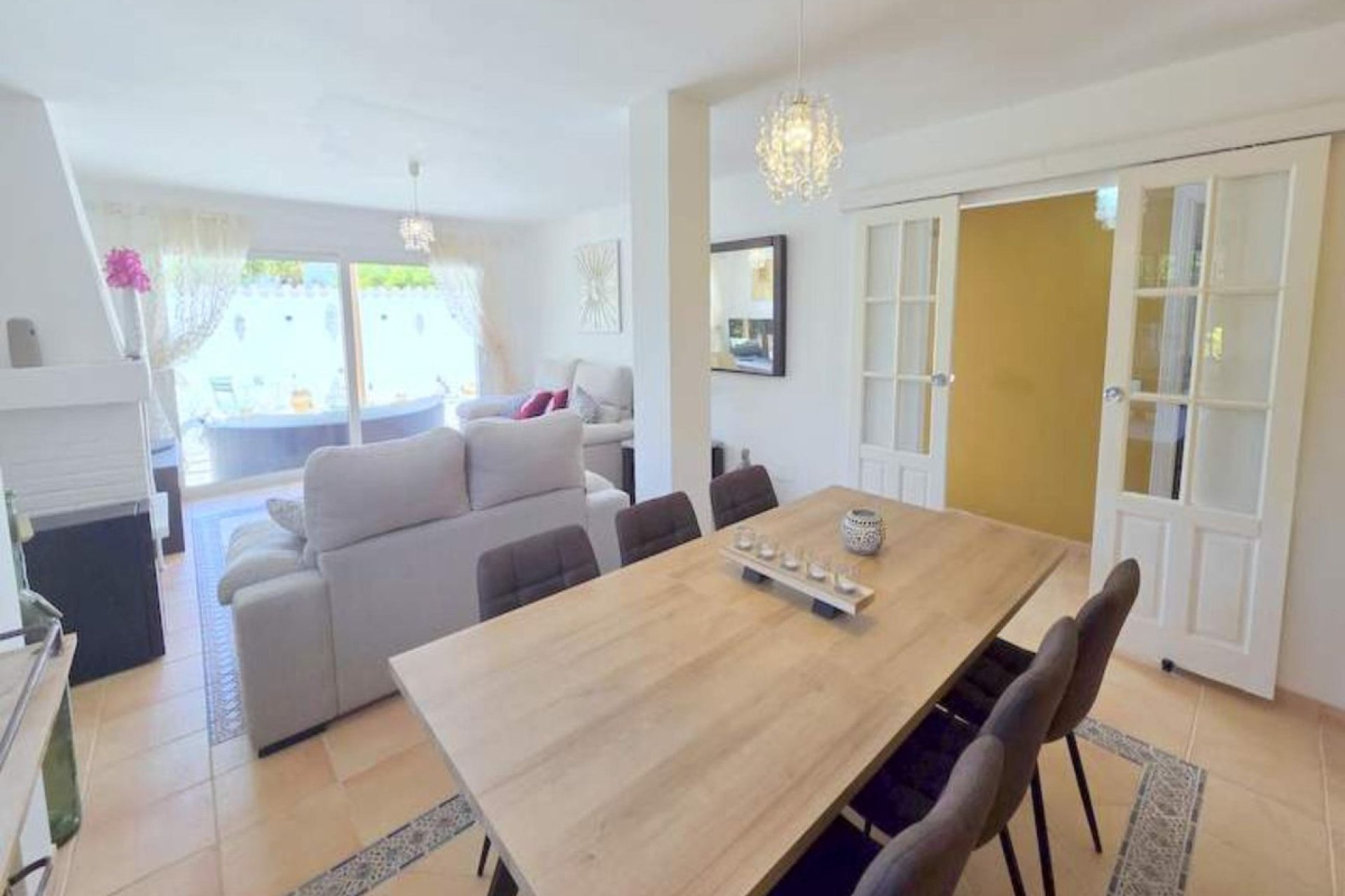 Resale - House - Detached Villa - Manilva - Manilva Centro