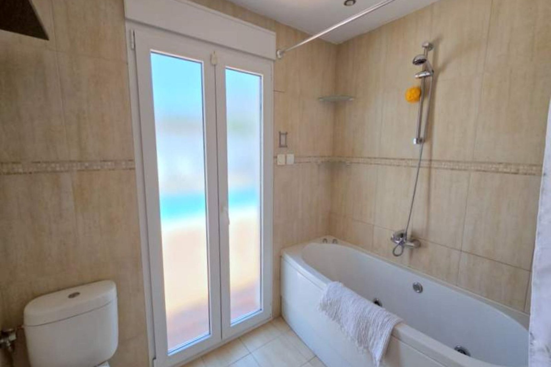 Resale - House - Detached Villa - Manilva - Manilva Centro