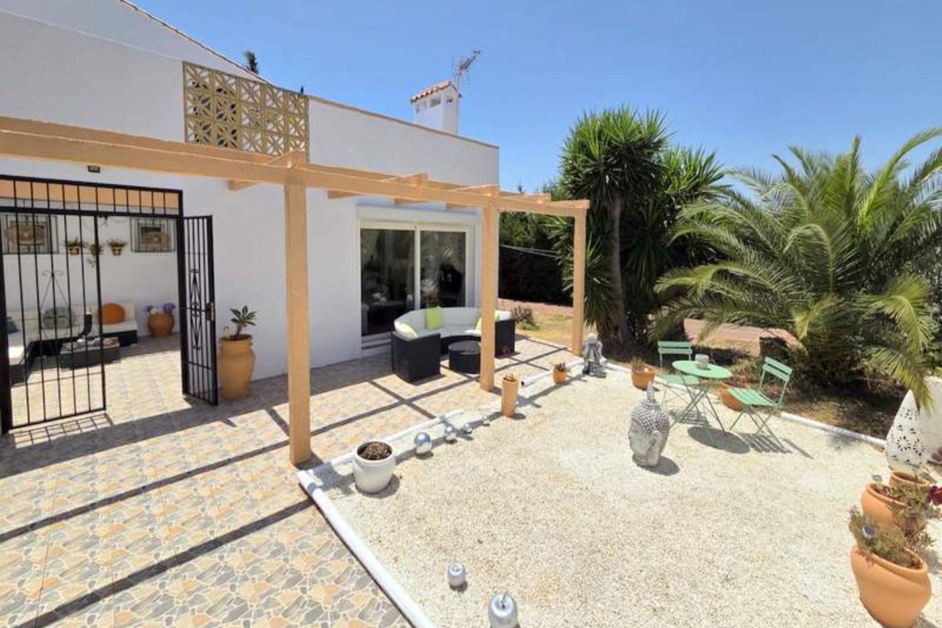 Resale - House - Detached Villa - Manilva - Manilva Centro