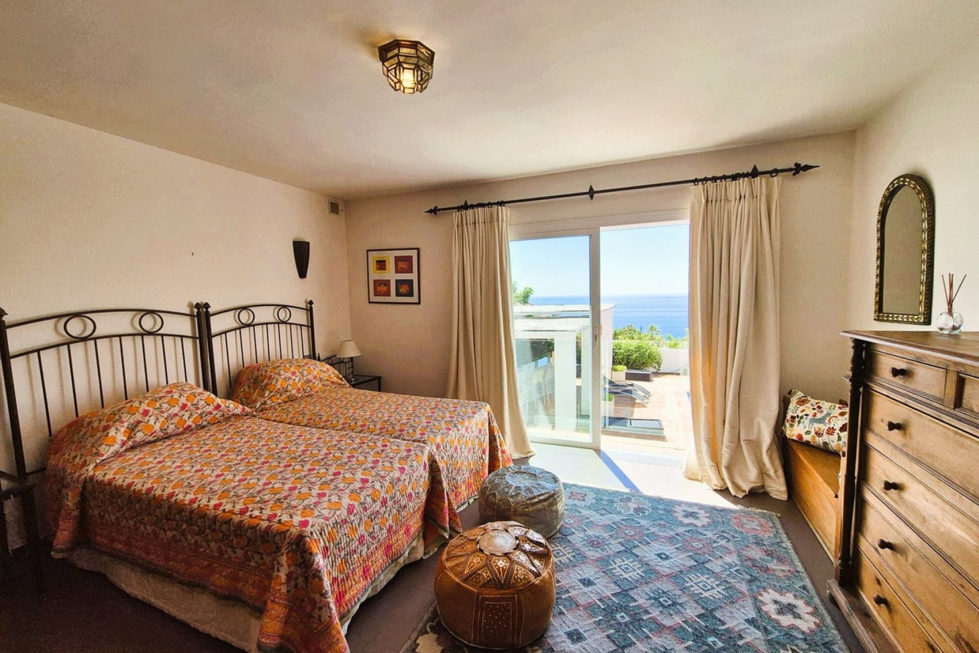 Resale - House - Detached Villa - Manilva - Manilva Centro