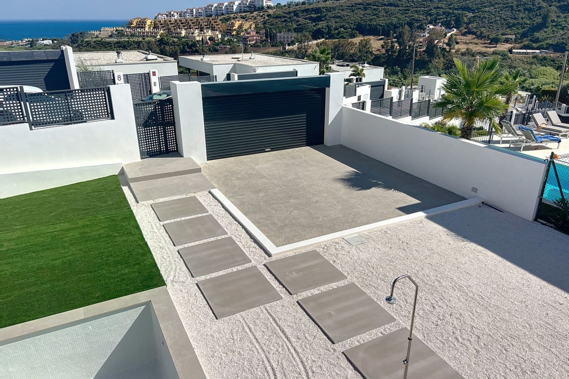 Resale - House - Detached Villa - Manilva - Manilva Centro