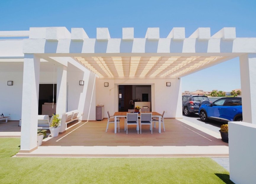 Resale - House - Detached Villa - Manilva - Manilva Centro