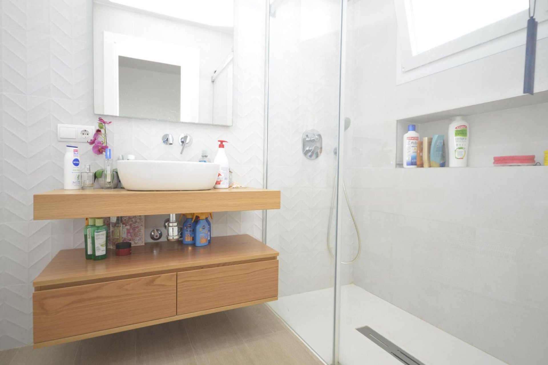 Resale - House - Detached Villa - Manilva - Manilva Centro