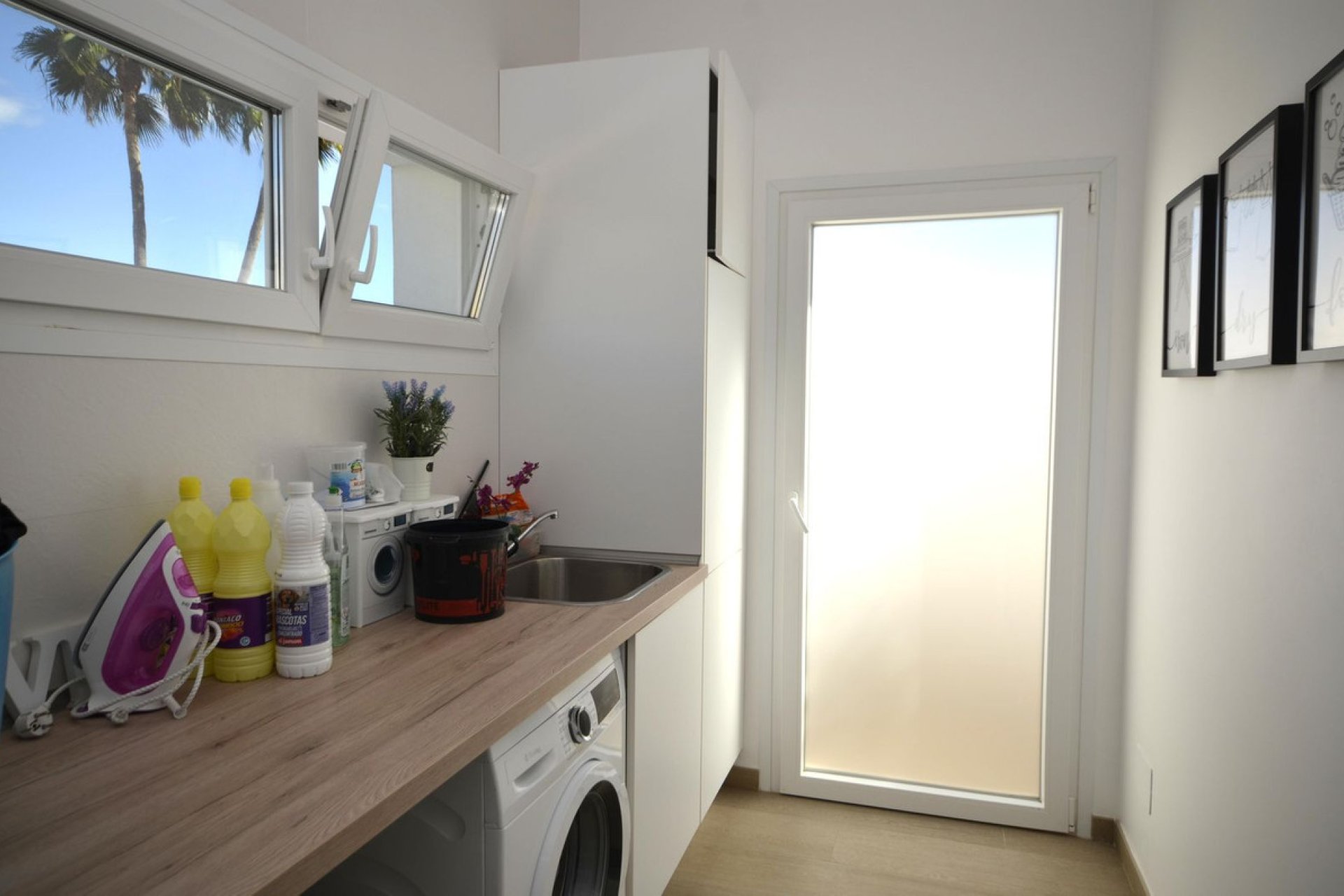 Resale - House - Detached Villa - Manilva - Manilva Centro