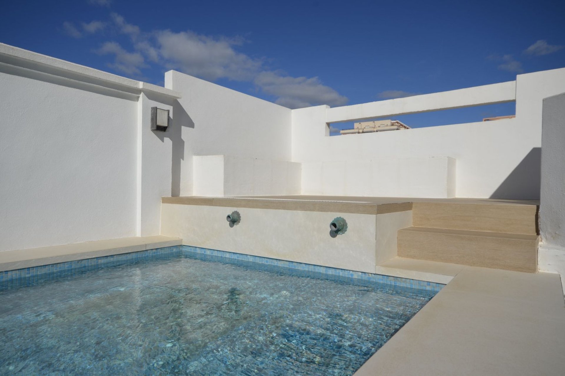 Resale - House - Detached Villa - Manilva - Manilva Centro