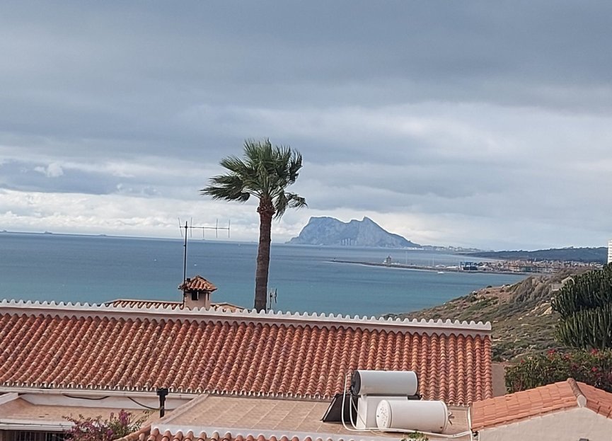 Resale - House - Detached Villa - Manilva - Manilva Centro