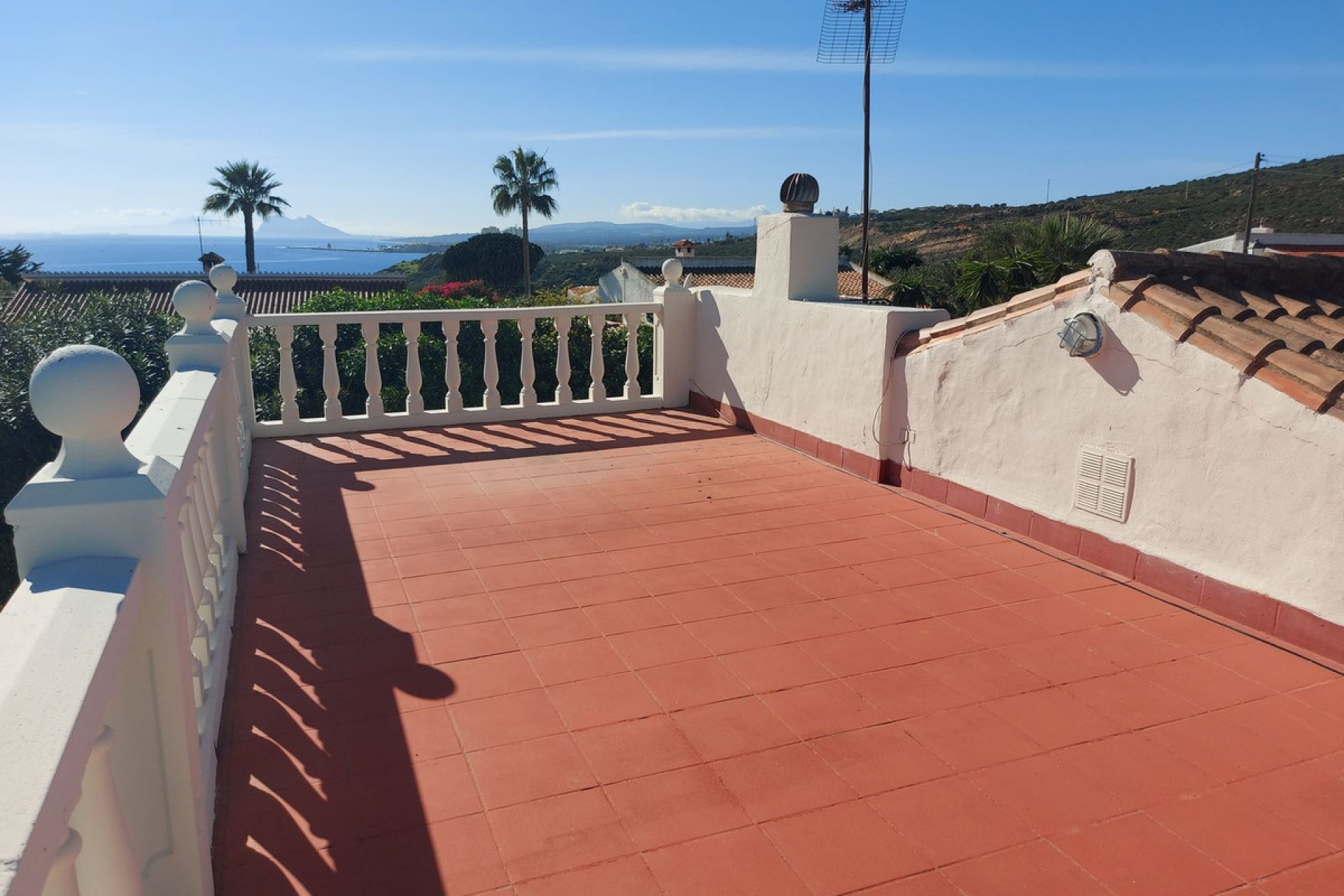 Resale - House - Detached Villa - Manilva - Manilva Centro