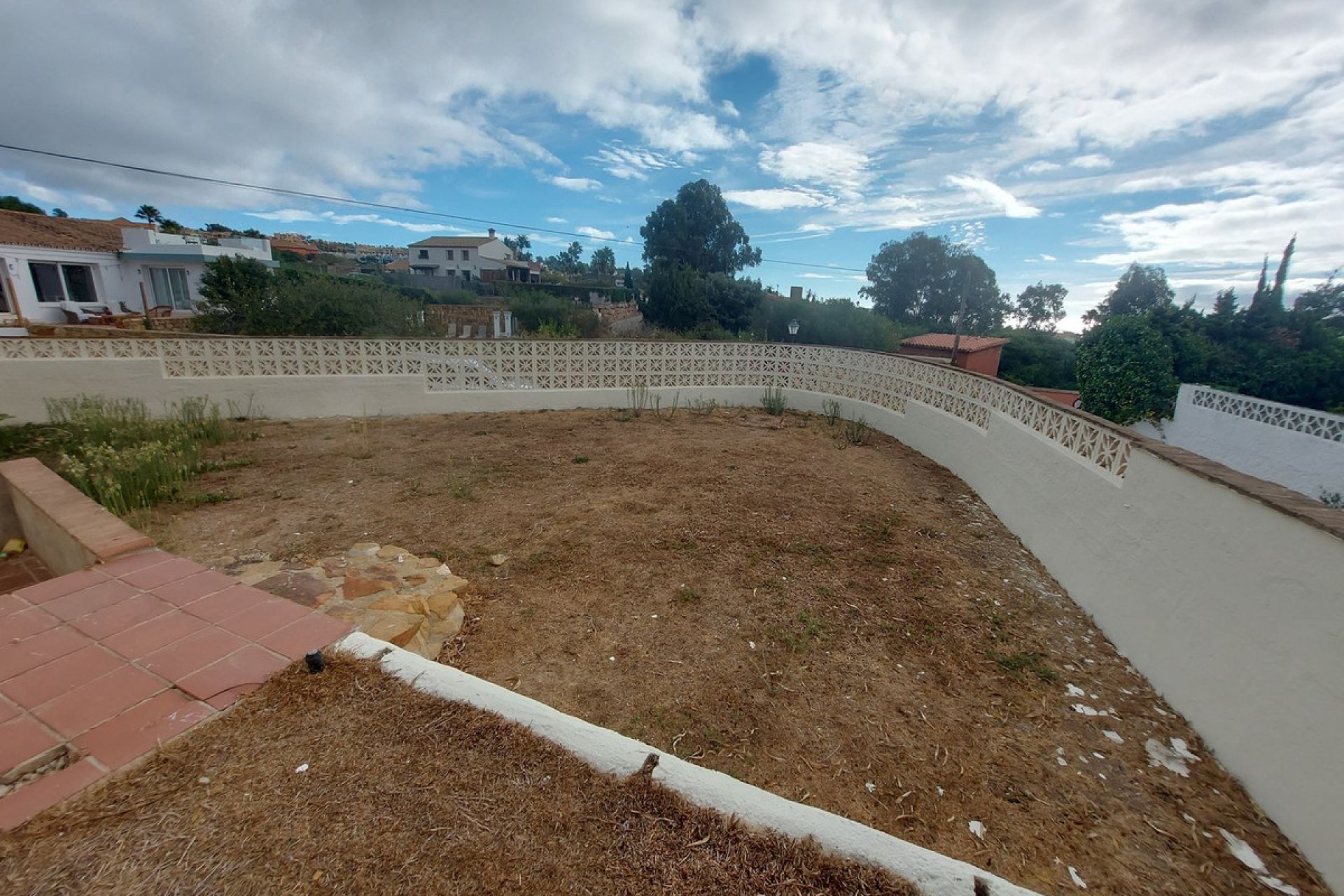 Resale - House - Detached Villa - Manilva - Manilva Centro