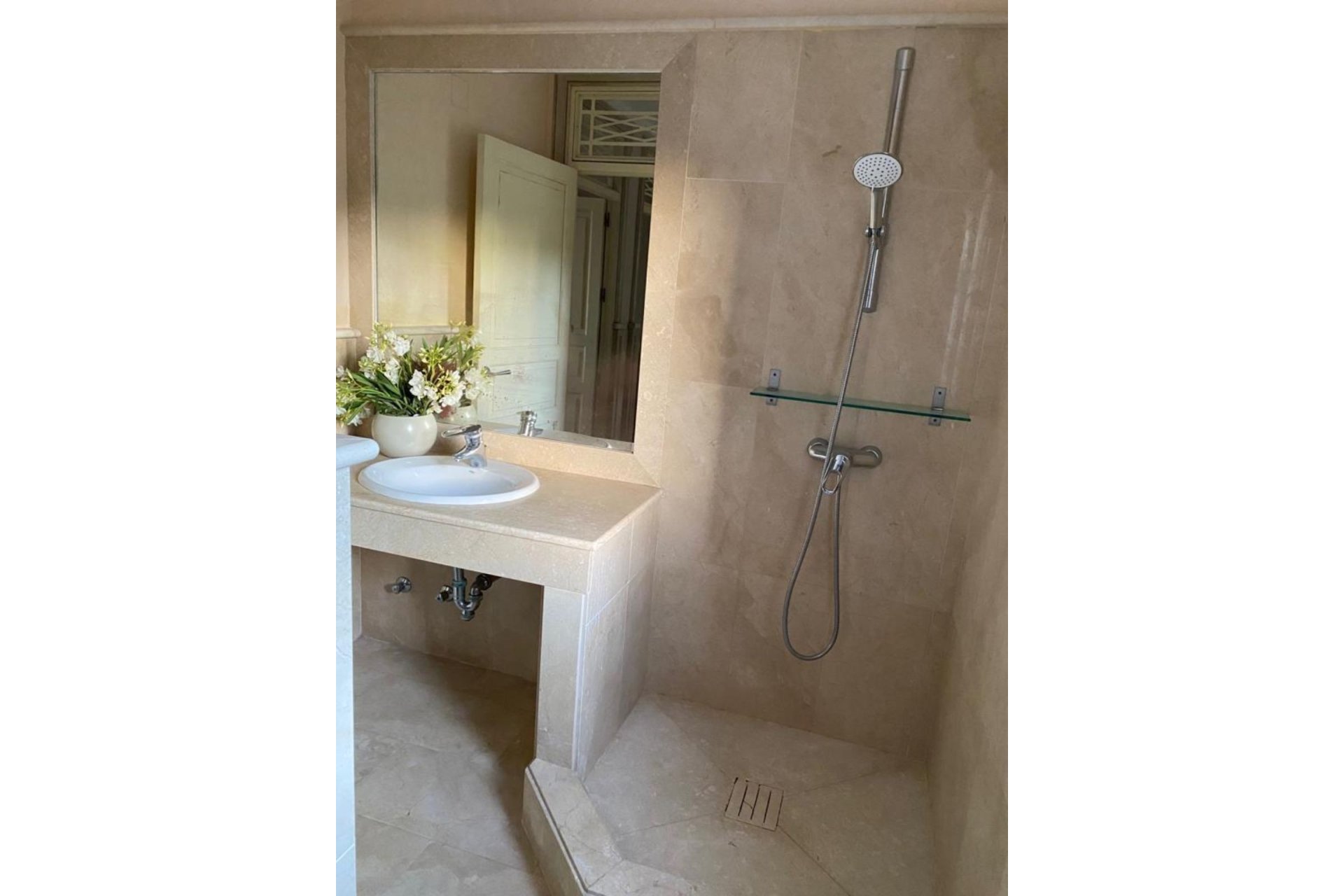 Resale - House - Detached Villa - Manilva - Manilva Centro