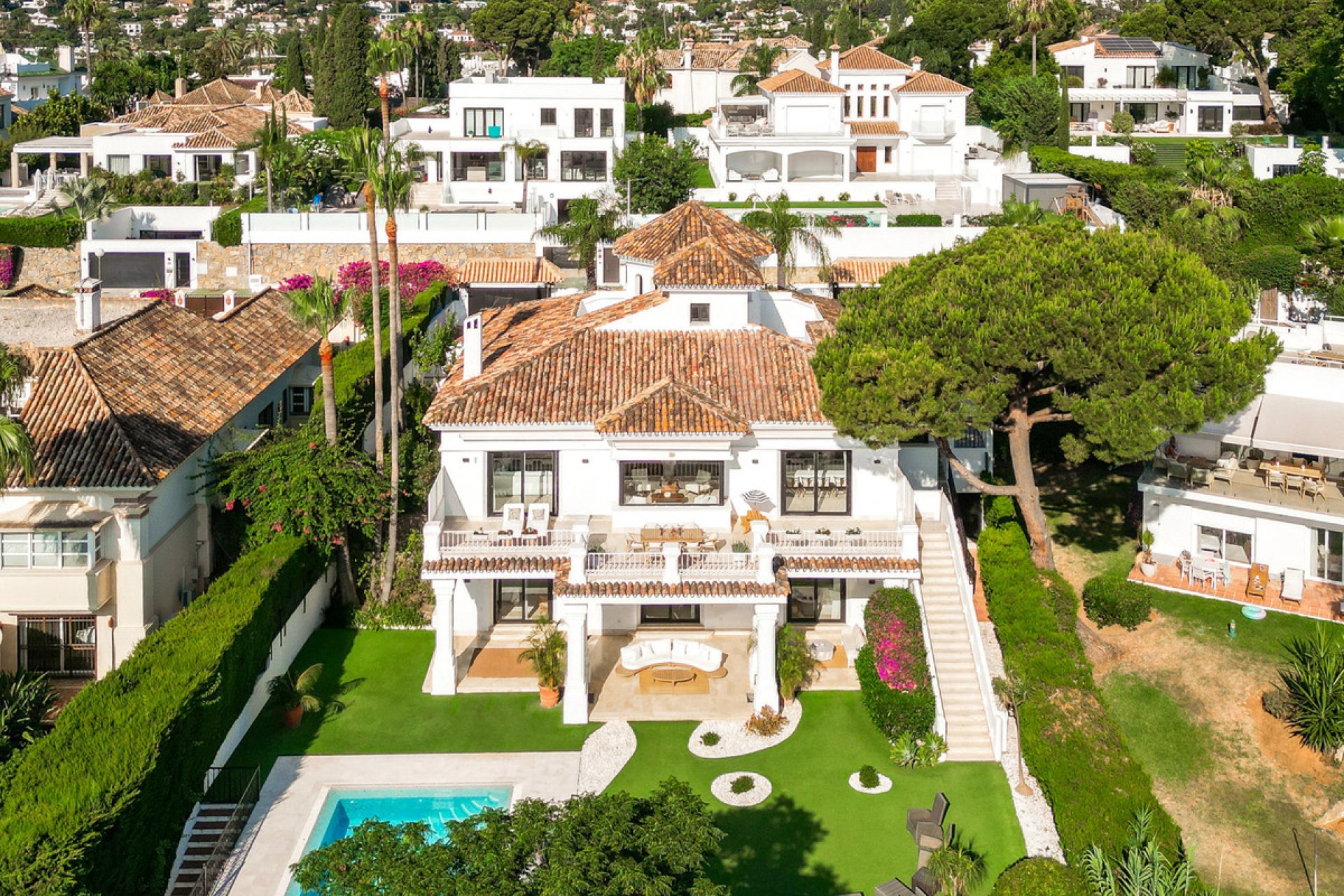 Resale - House - Detached Villa - Marbella - Aloha