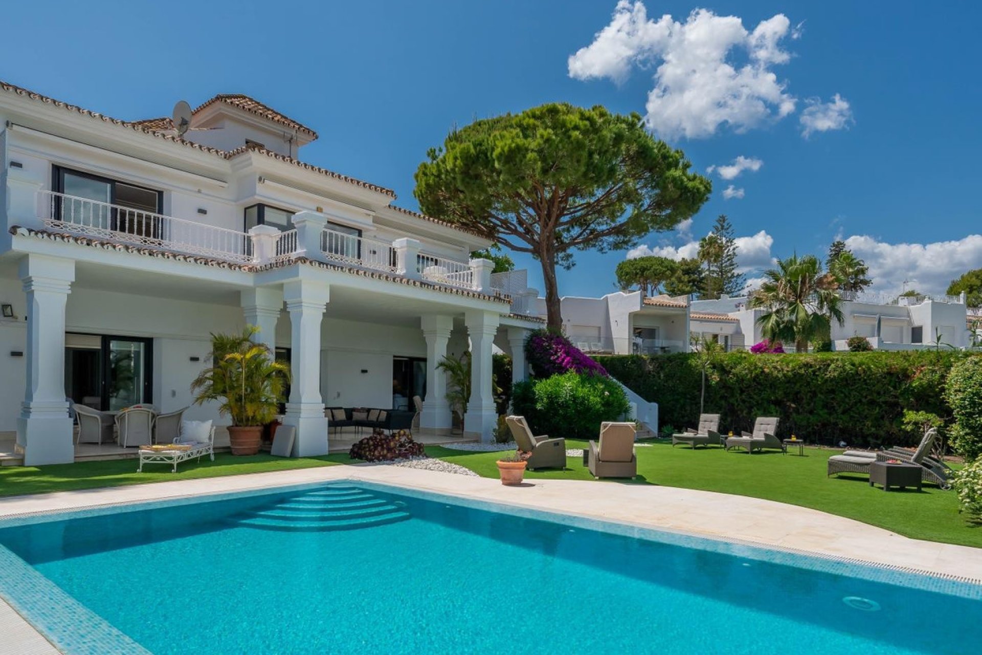 Resale - House - Detached Villa - Marbella - Aloha