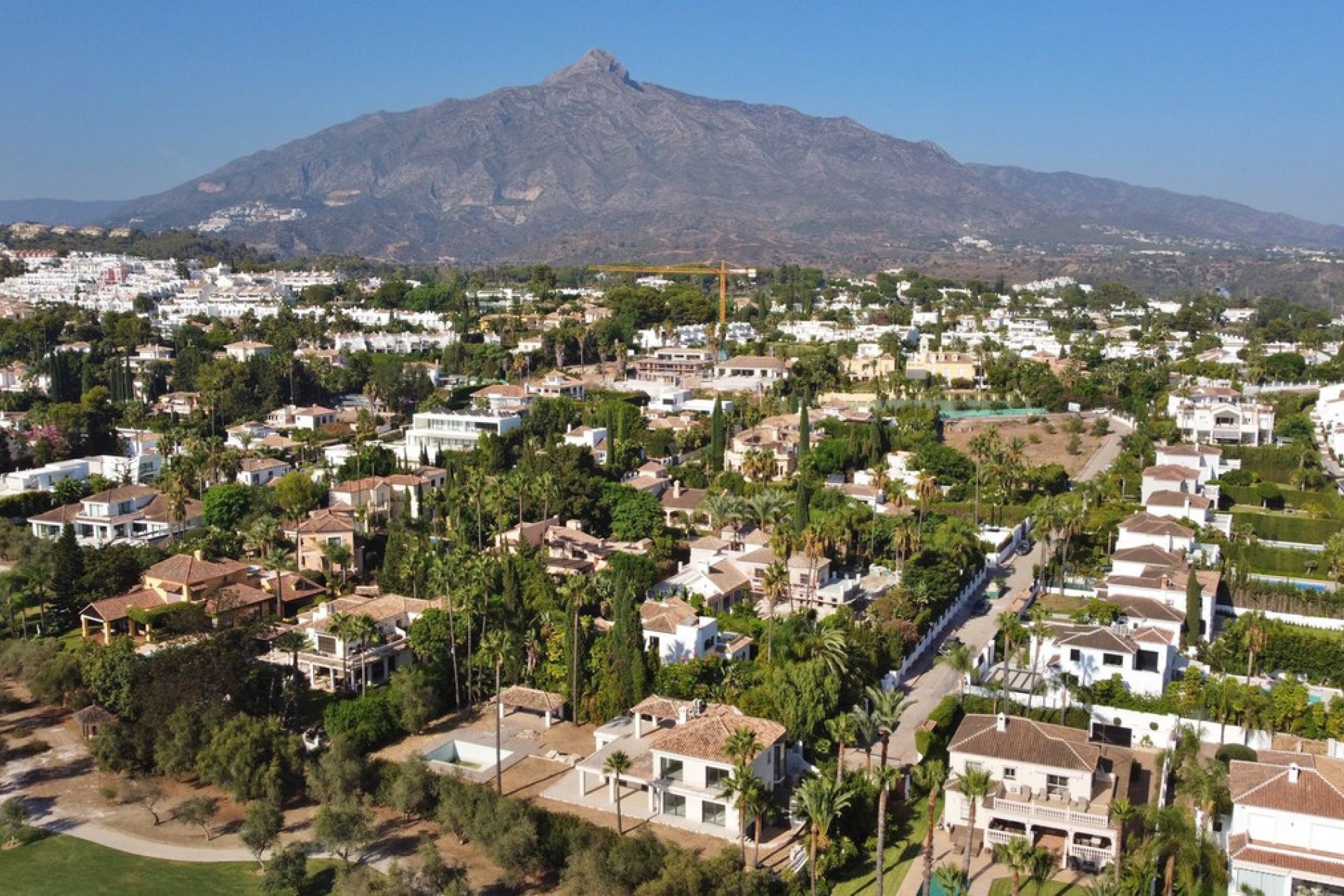 Resale - House - Detached Villa - Marbella - Aloha