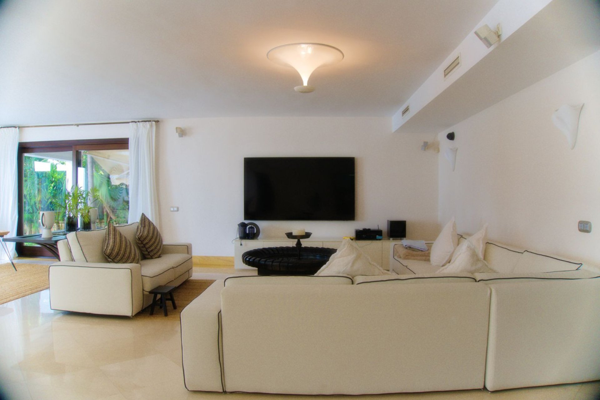 Resale - House - Detached Villa - Marbella - Aloha