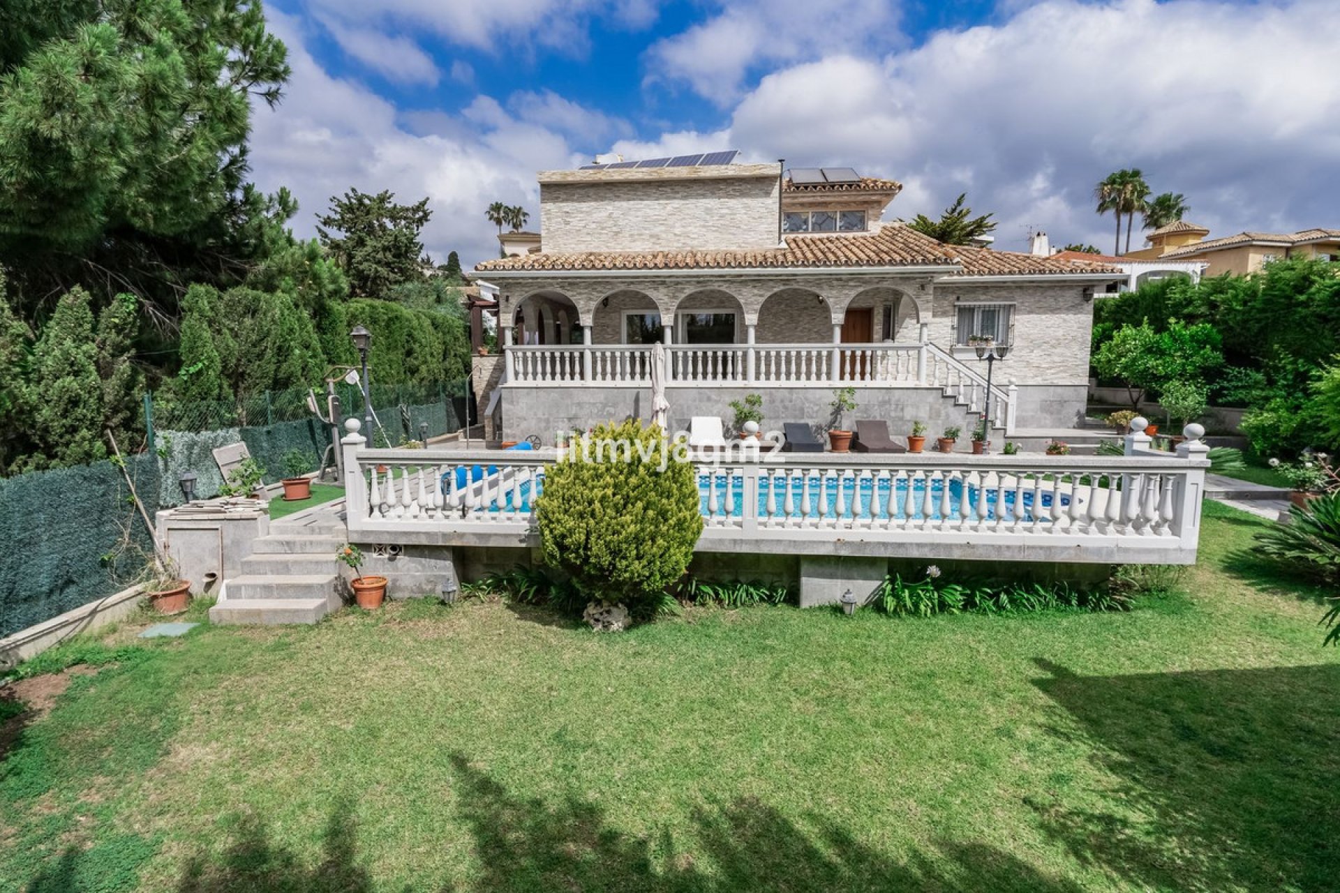 Resale - House - Detached Villa - Marbella - Artola