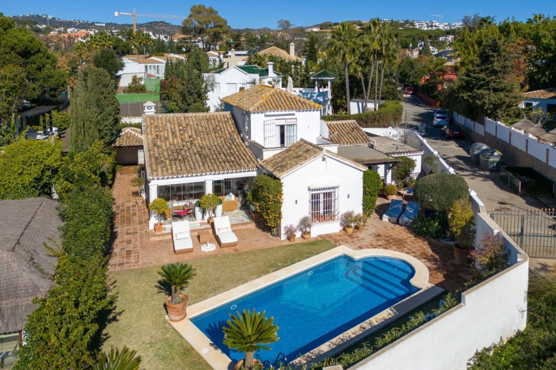 Resale - House - Detached Villa - Marbella - Artola