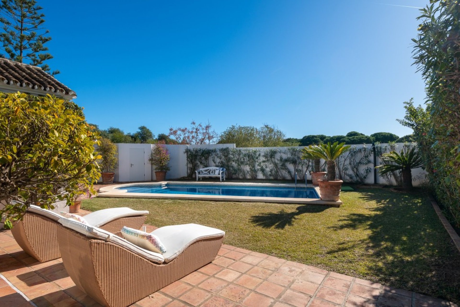 Resale - House - Detached Villa - Marbella - Artola