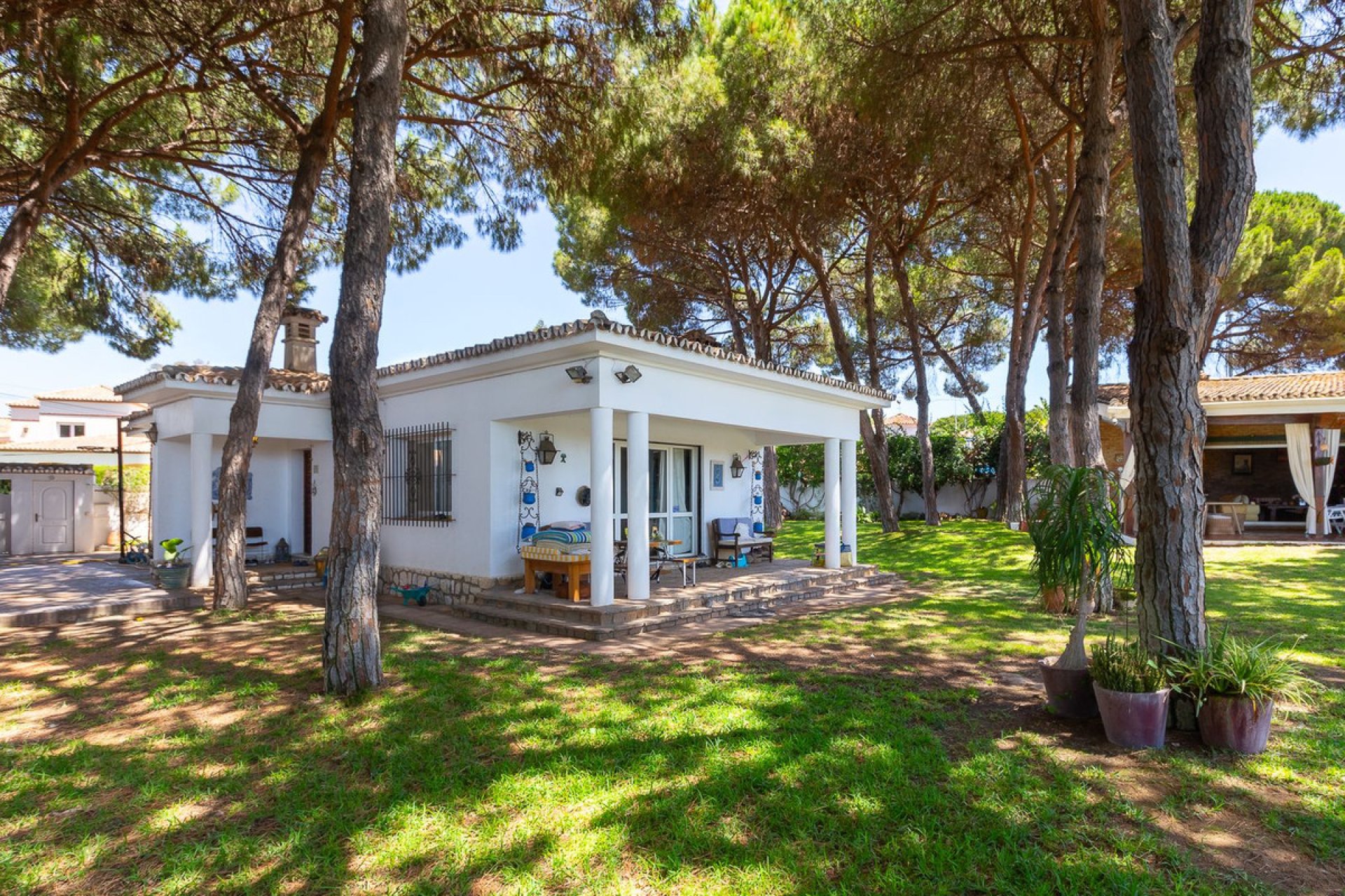 Resale - House - Detached Villa - Marbella - Artola