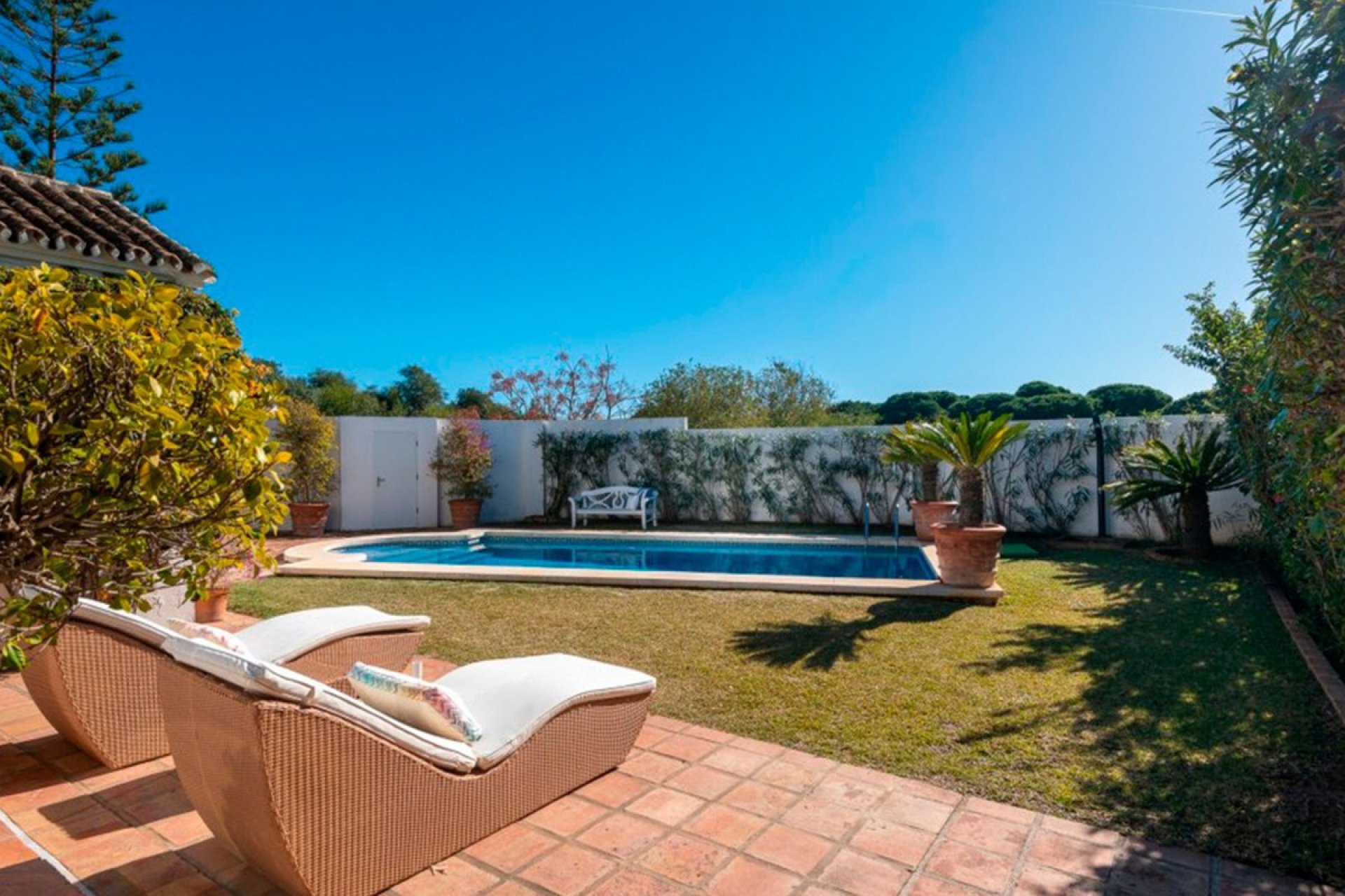 Resale - House - Detached Villa - Marbella - Artola