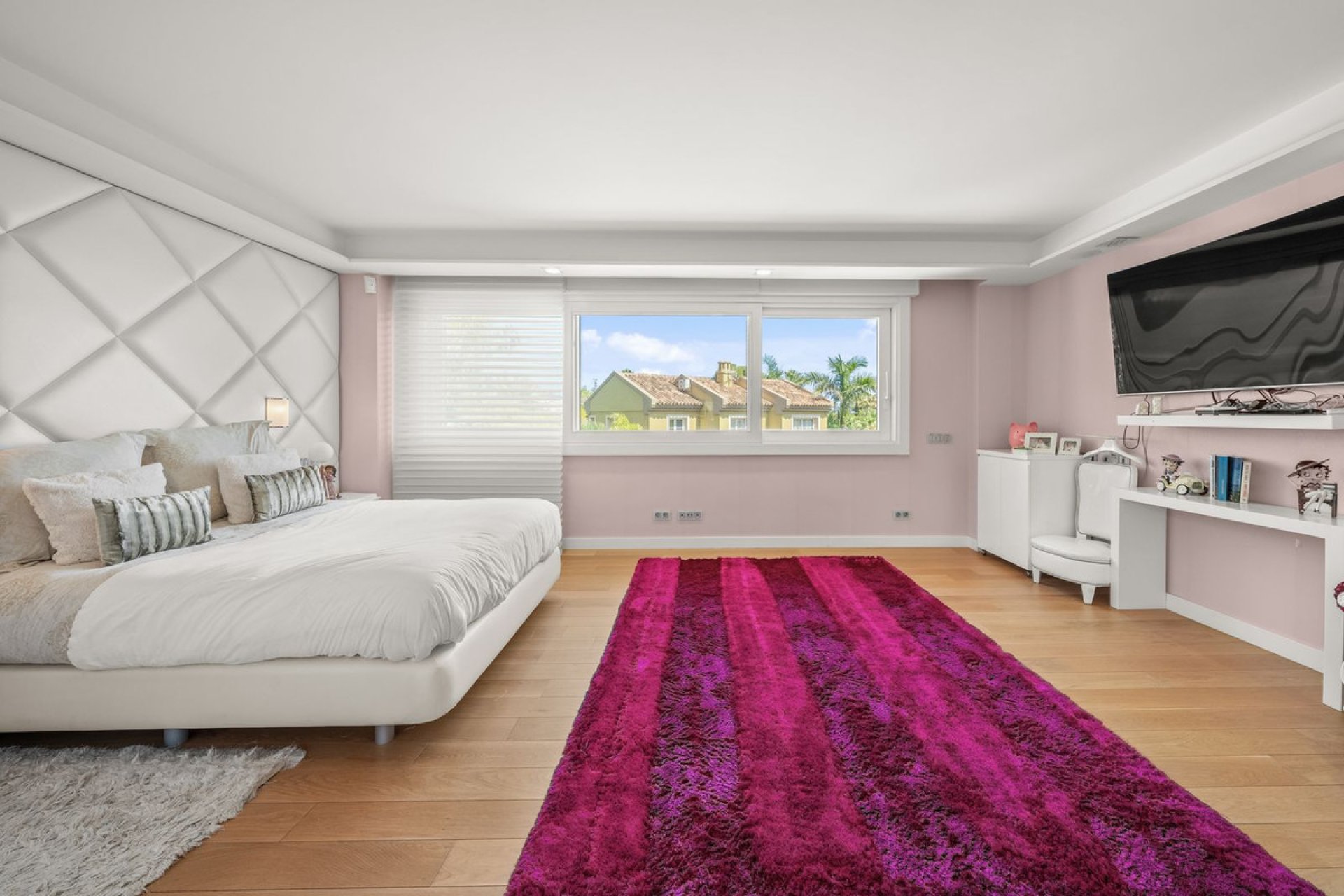 Resale - House - Detached Villa - Marbella - Bahía de Marbella