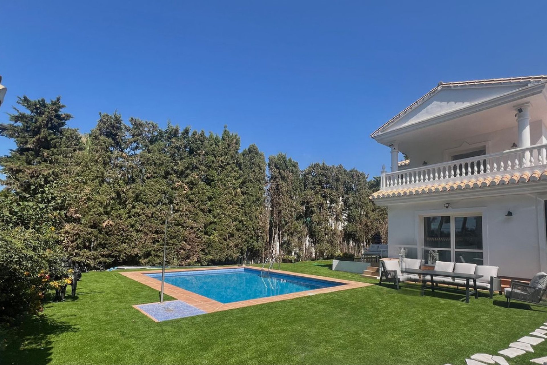 Resale - House - Detached Villa - Marbella - Cabopino