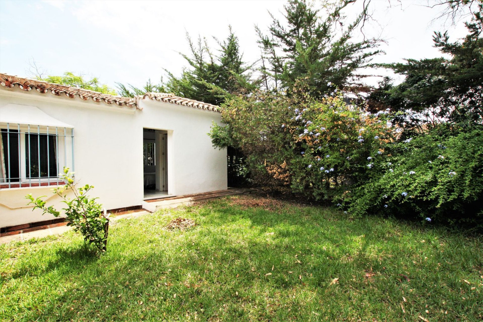 Resale - House - Detached Villa - Marbella - Cabopino