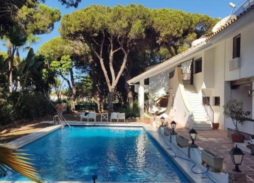 Resale - House - Detached Villa - Marbella - Cabopino