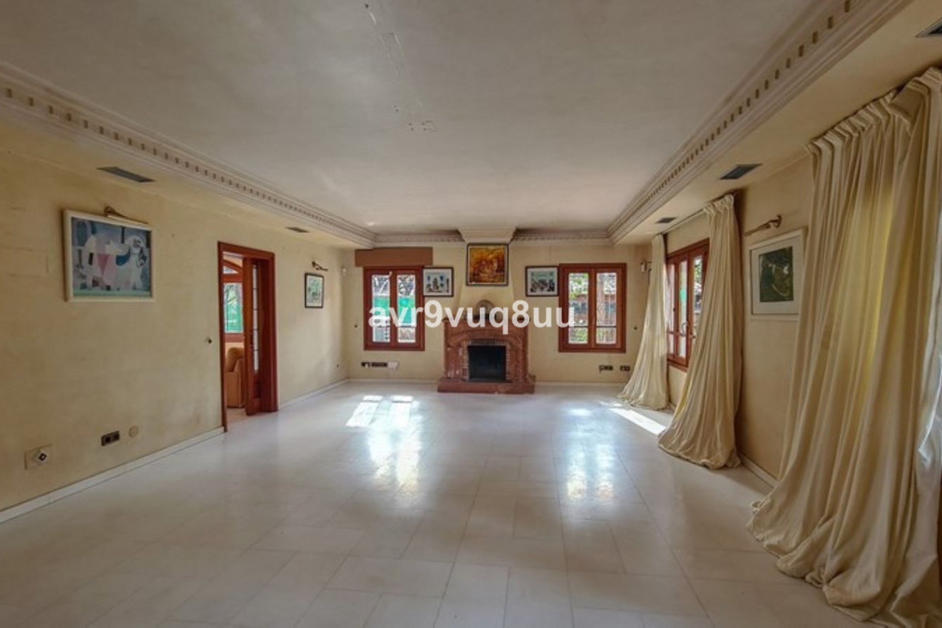 Resale - House - Detached Villa - Marbella - Cabopino