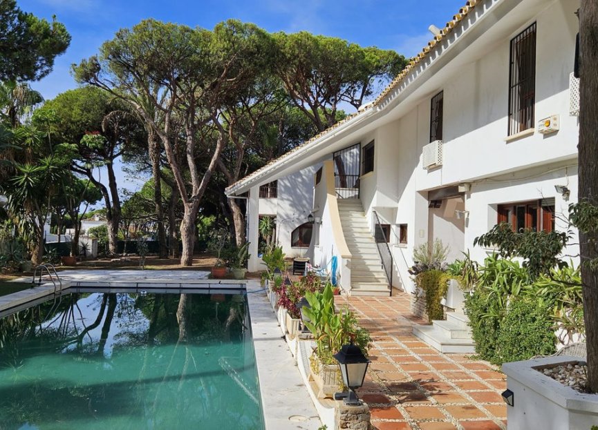 Resale - House - Detached Villa - Marbella - Cabopino